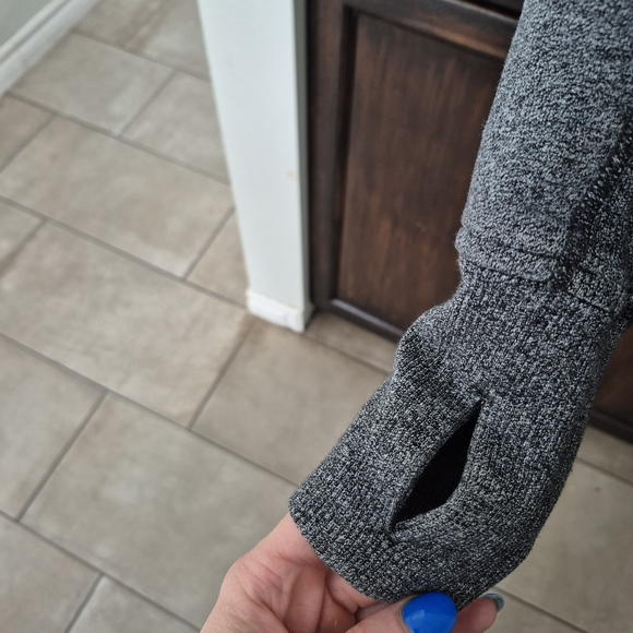 Lululemon Zip-Up Hoodie - Picture 4 of 5